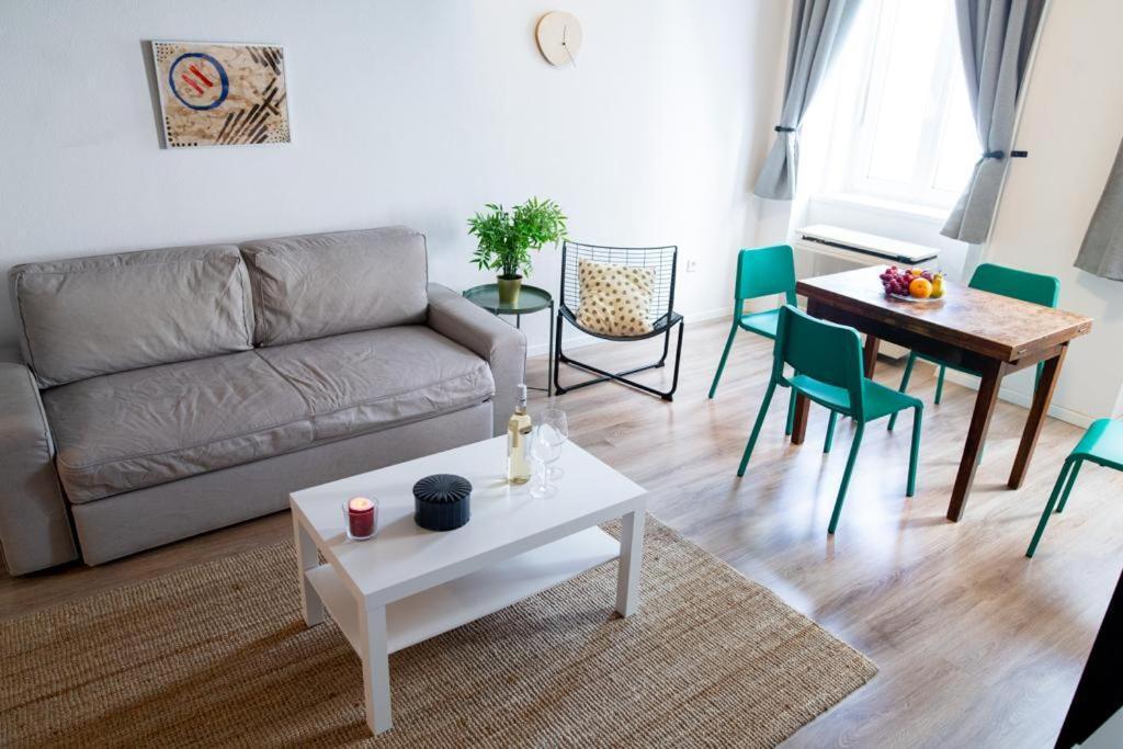 Studio Apartment Next To Famous Party House A38 Budapest Ngoại thất bức ảnh
