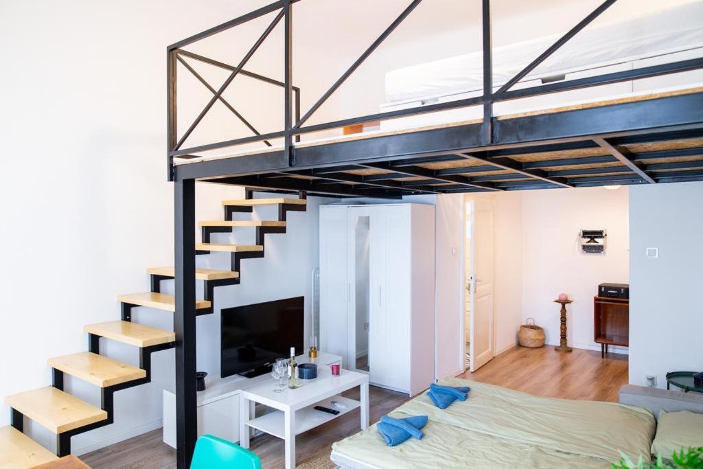 Studio Apartment Next To Famous Party House A38 Budapest Ngoại thất bức ảnh